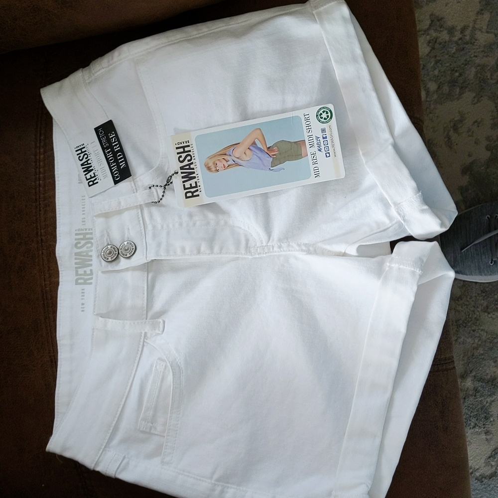 NEW Rewash Mid-Rise Midi Cuffed Shorts 1/25 White